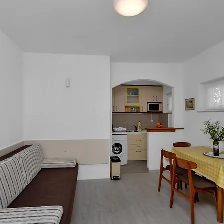 Letica Apartamento Makarska