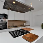 Апартаменти Letica *
