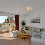 Letica Апартаменти *