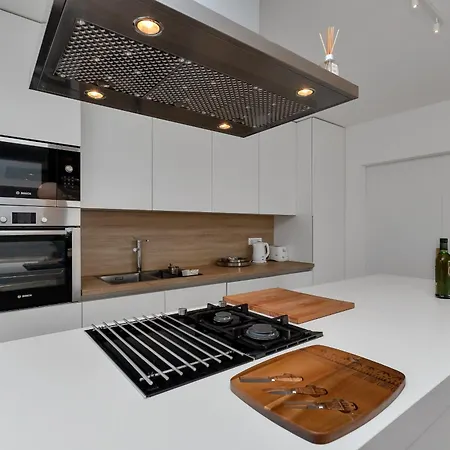 Apartment Letica *
