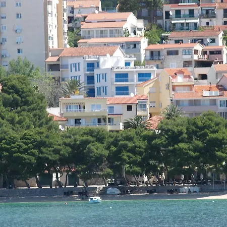 Apartment Letica *