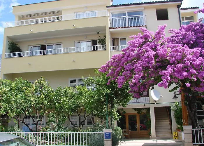Letica Apartman